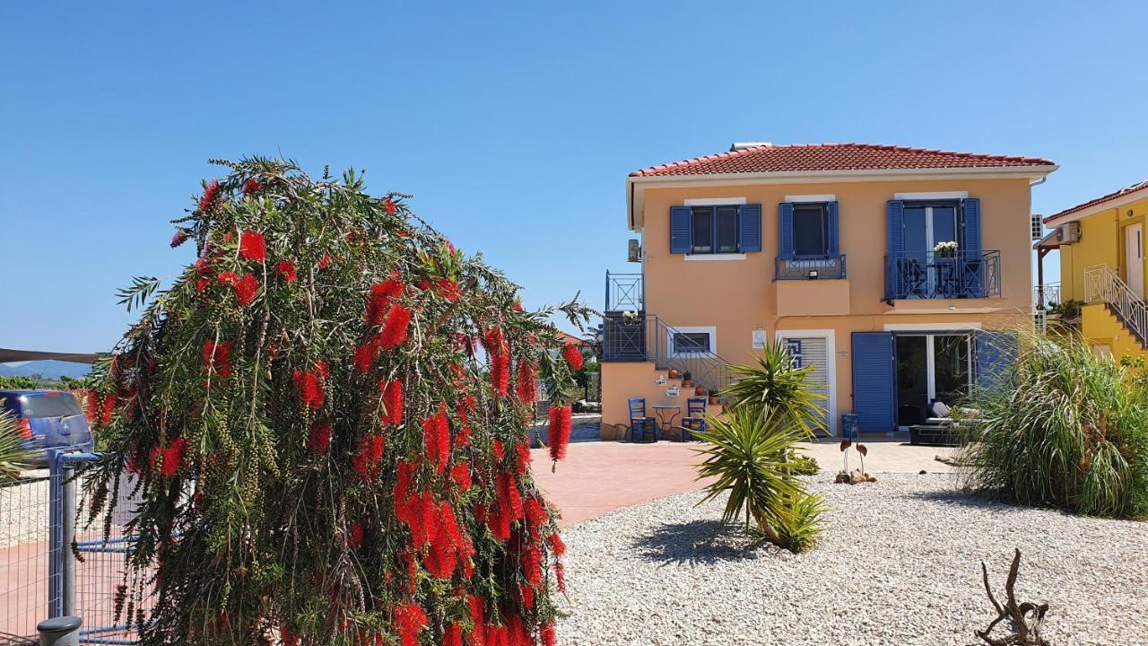 Messinia Upstairs * Foiníki
